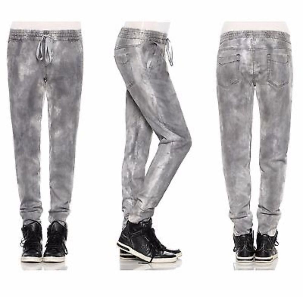 Joe’s size S OFF DUTY GROOVE SLIM JOGGER MIDRISE STRETCH PANT DISTRESSED COBRA
